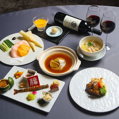 中華定番の点心をはじめ豪華なフカヒレなど幅広くご用意