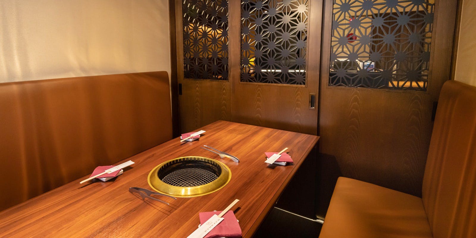 焼肉 龍華園 - 画像1