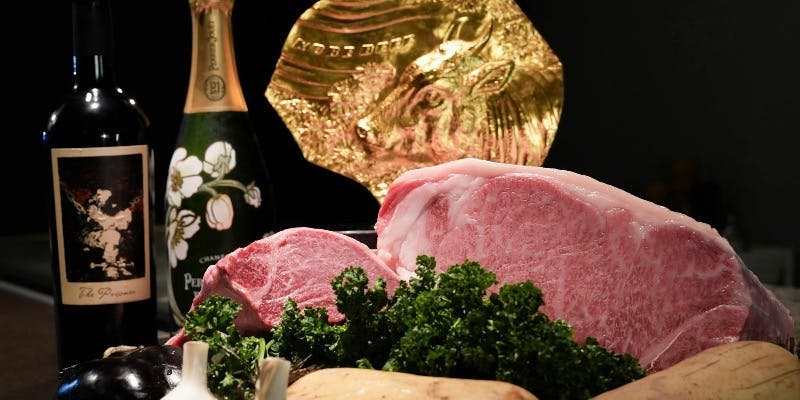 幸せを呼ぶ優秀賞神戸牛ロースと優秀賞神戸牛フィレの豪華食べ比べ　幸コース