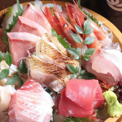 日本海の恵みを贅沢に。職人技が光る「お刺身桶盛り」