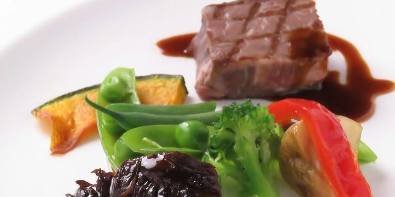 Depart de voilier     小さな帆船の出航＋乾杯ドリンク