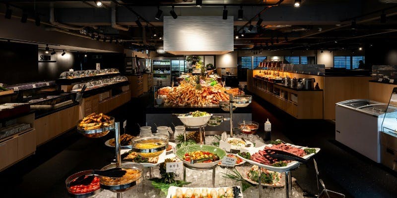 【誕生日・記念日プラン】150種の料理が並ぶ焼肉＆和洋中ブッフェ＋アルコール飲み放＋プレート（120分）