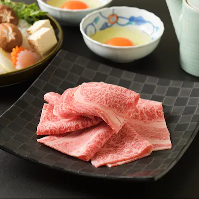 「精肉店直営ならではの仕入れにより上質なお肉を適正価格でご提供