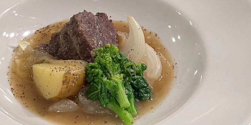 接待や会食に、個別皿のお任せコース