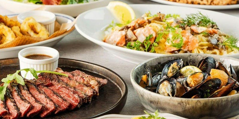 【プレミアムコース】牛赤身グリル、選べるピッツァ、サーモンパスタ等全12品