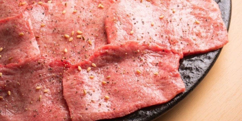 ～特選厚切りタンとホルモン盛りで至福のひととき～MOROWA極みコース