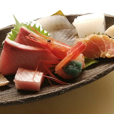 能登の恵みを堪能 - 酒房 猩猩、予約限定の極上刺身