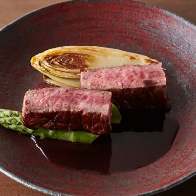 旬の食材を活かした多彩なディナーメニュー