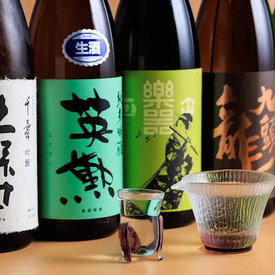 厳選した日本酒と多彩なワイン、料理との相性をお楽しみください