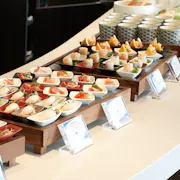 adj_slide04