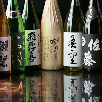 日本酒は常に15種類以上ご用意しております。