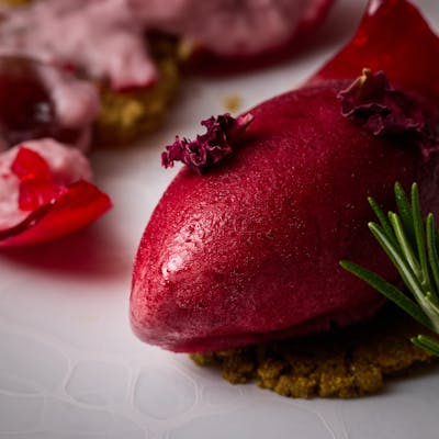 季節を味わう甘美なひととき。パティシエが贈る贅沢デザート