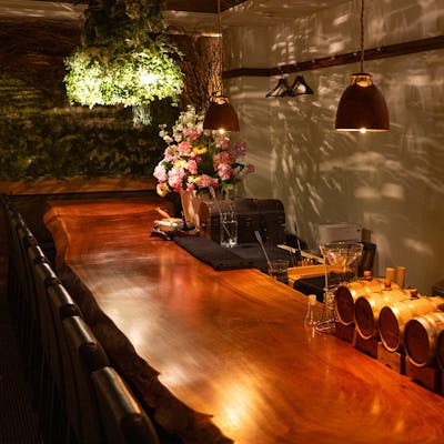 深夜まで楽しめる大人のための一軒