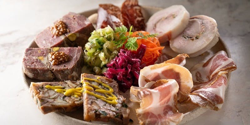 しっかりお食事＆デザートカフェ付きコース