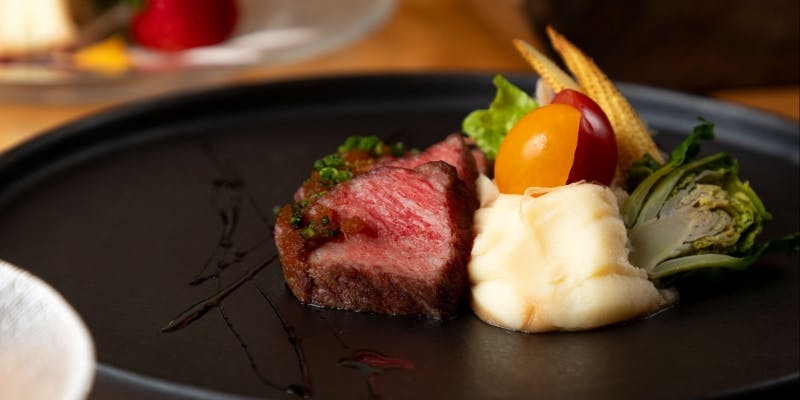 特別懐石13200円コース＋スパークリングワイン、日本酒付きの飲み放題