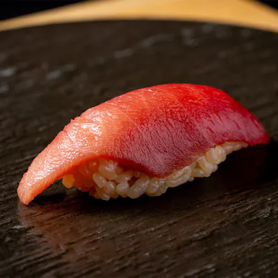 “串揚げと鮨” 職人技が織りなす、唯一無二の美食体験