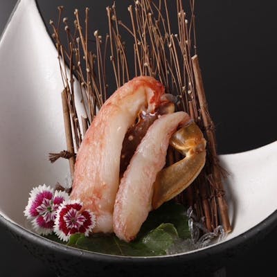 蟹の旨みを堪能する贅沢な料理