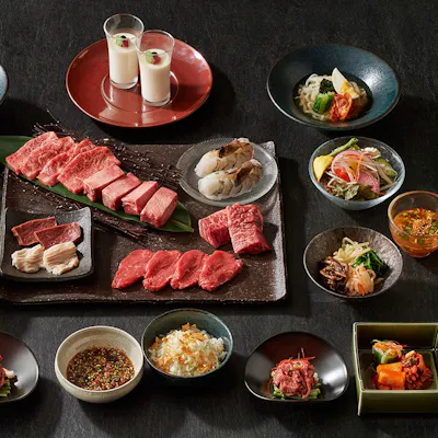 厳選素材の焼肉と季節の恵み
