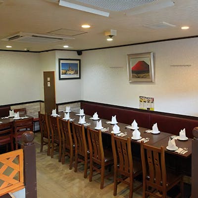 各種宴会など幅広いシーンにご利用いただける店内