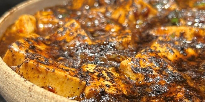 【旬を味わう一休限定おまかせコース】名物・黒毛和牛の麻婆豆腐、小皿料理、旬の味覚（ワンドリンク付）