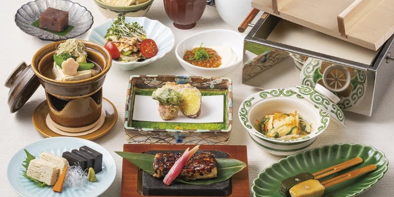 【菜食懐石】大豆と野菜を使用したヴィーガン対応の特別懐石 全12品