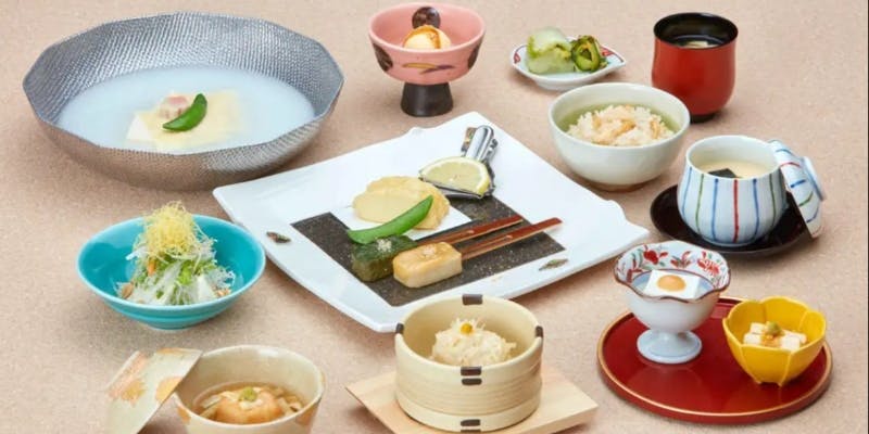 【彩ランチ】とろりととろける湯豆腐が付いたランチ 全11品（平日のみ）