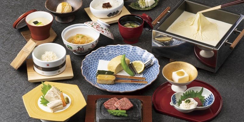 【梅の花懐石 極 きわみ】黒毛和牛と銀だらの西京焼きが選べる懐石（鍋物/黒毛和牛のしゃぶしゃぶ）