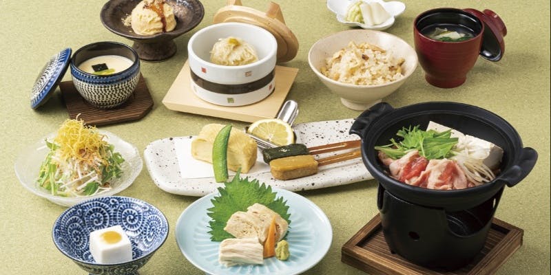 【牛すき膳 】優しい味付けの牛すき煮が楽しめるお手軽膳 全12品