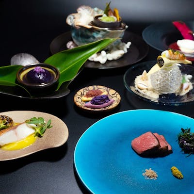 革新の琉球一皿、島の旬と個性