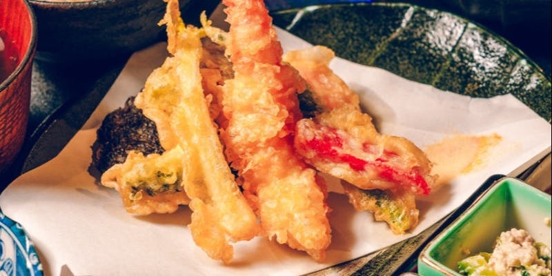 【残波コース】海ぶどう・ラフテー・天婦羅盛り合せ（海老・もずく天・島野菜）・デザートなど全11品