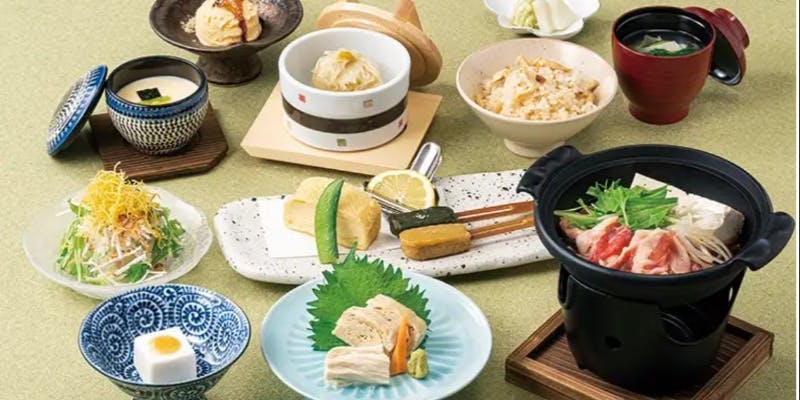 【牛すき膳 】優しい味付けの牛すき煮が楽しめるお手軽膳 全12品（9/1～）