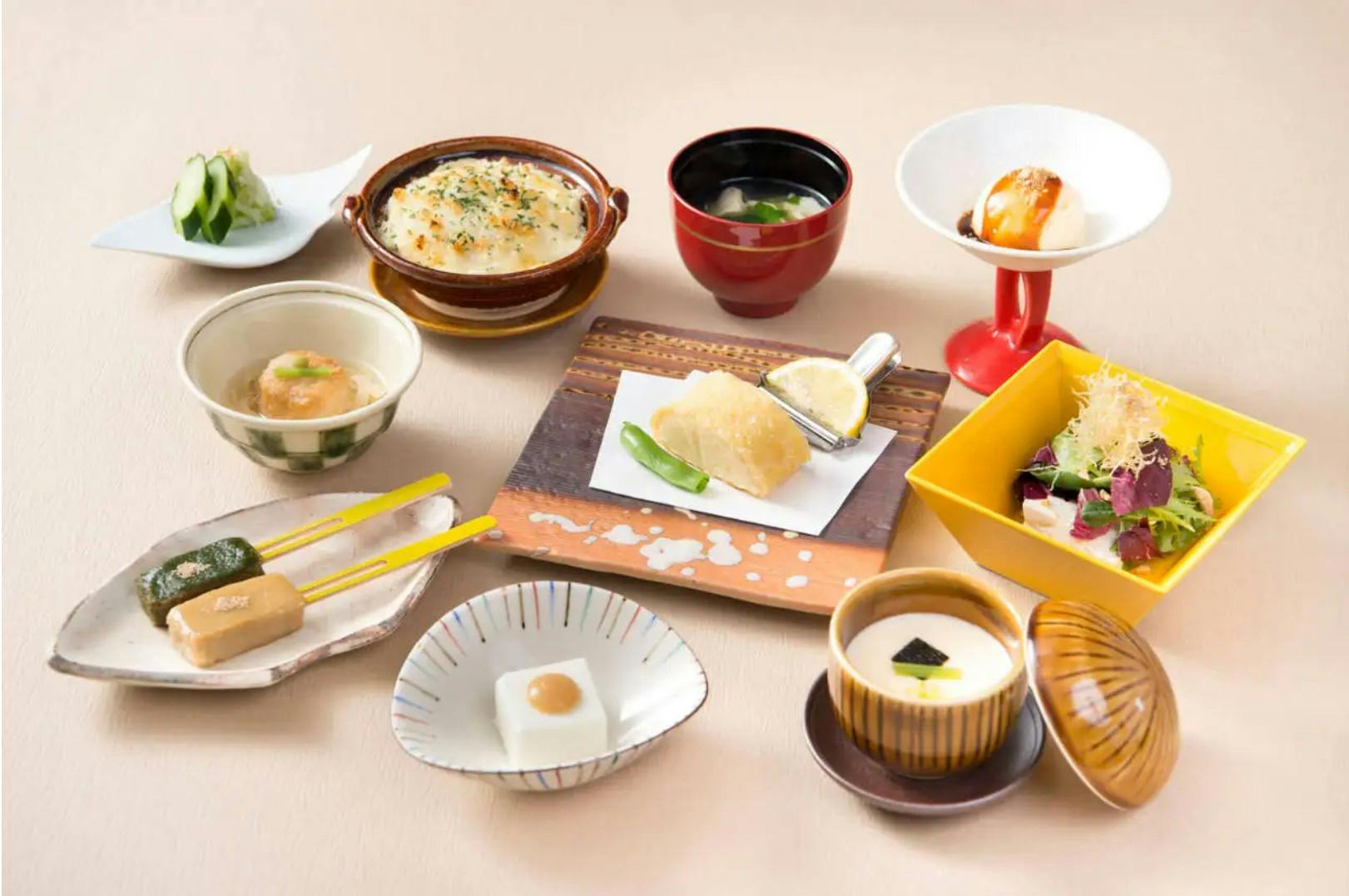 【梅ランチ】人気メニューを集めたランチコース（平日限定 9/1～）