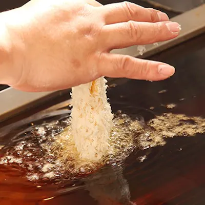 心も体も大満足!特殊なフライヤーでヘルシーに仕上げたとんかつ