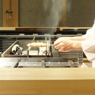 備長炭で食材の旨味を引き出します