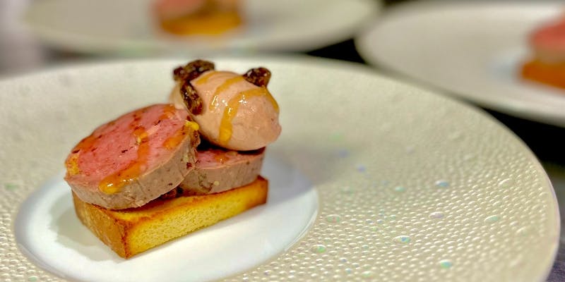 ムニュ　レジェ　プリュス（メインはA5ランクおおいた和牛イチボ肉）