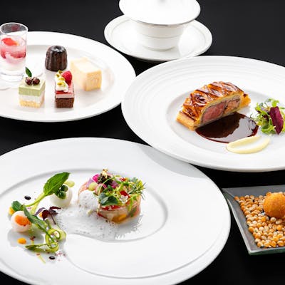 珍しい食材と技法が織りなす革新的なモダンフレンチ