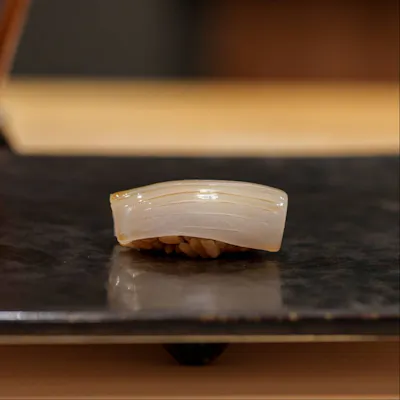 厳選された新鮮なネタを使用した本格江戸前寿司