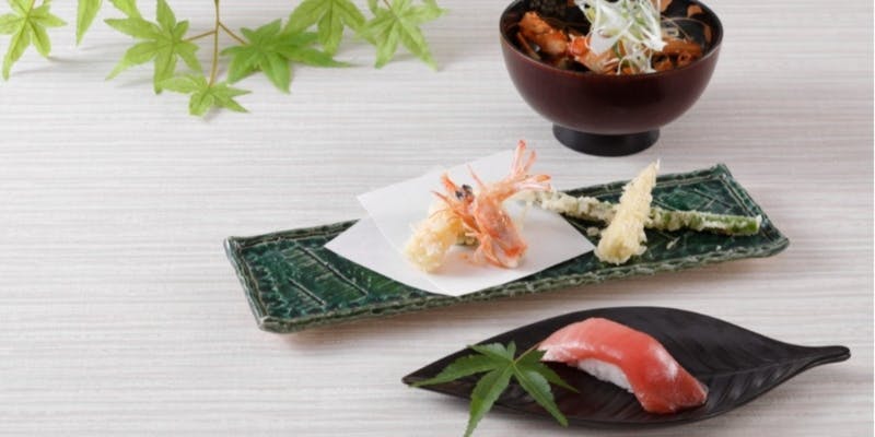 【藤】寿司と天麩羅をカウンターで　寿司7貫