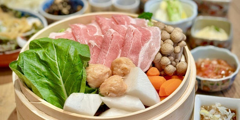 【松坂ポークと三浦野菜の蒸し鍋コース】お料理8品　2時間地酒が飲めるプレミアム飲み放題付き