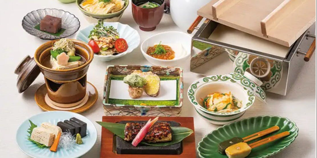 梅の花 天神店 【菜食懐石】大豆と野菜を使用したヴィーガン対応の特別