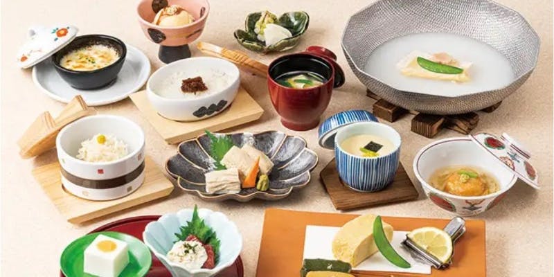 【梅の花懐石】梅の花の魅力が集結した創作懐石 全14品（鍋物/湯豆腐）