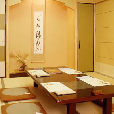 お祝いや接待、法要に相応しい上質な個室