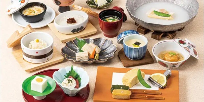 【梅の花懐石】梅の花の魅力が集結した創作懐石 全14品（鍋物/湯豆腐）
