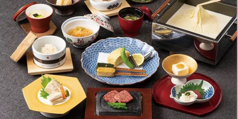 【梅の花懐石 極 きわみ】黒毛和牛と銀だらの西京焼きが選べる懐石（鍋物/引き上げ湯葉）