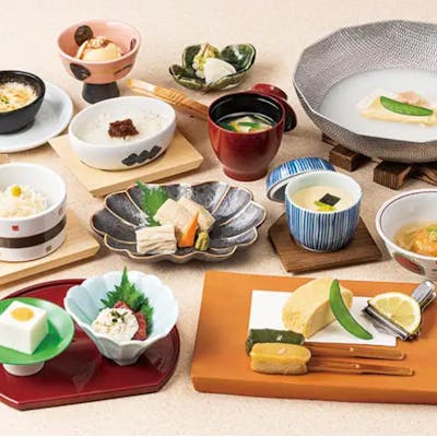 湯葉と豆腐にこだわった、彩りあふれる懐石料理