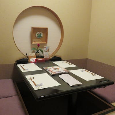 お祝いや接待、法要に相応しい上質な個室