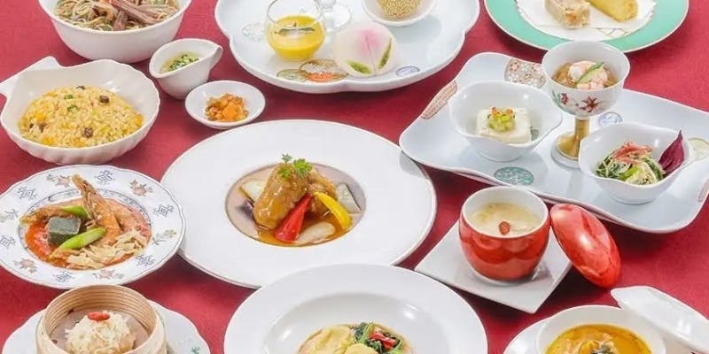 【お祝い懐石　慶～けい～】ミニフカヒレ姿と牛ヒレステーキ、アワビの土鍋煮込みなど全14品