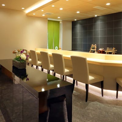 高崎駅徒歩1分の隠れ家空間