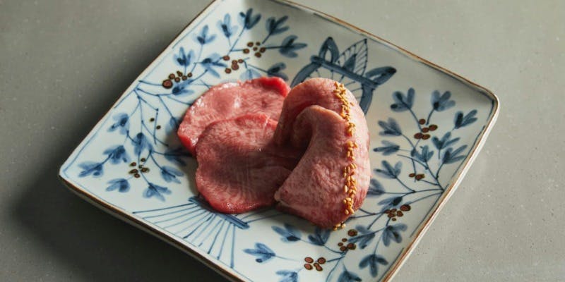 【煌】タンや上赤身・極上ロースの焼きすきの食べ比べなど10品＋飲み放題付き＋飲み放題