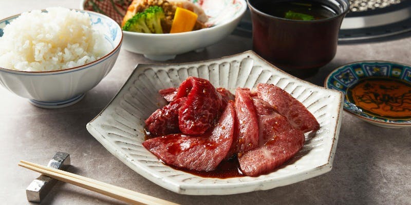 【熟成米沢牛 特選焼肉ランチセット】＋1ドリンク